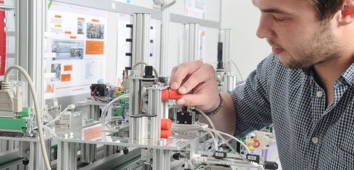Auszubildende gesucht: Elektroniker(in) für Automatisierungstechnik